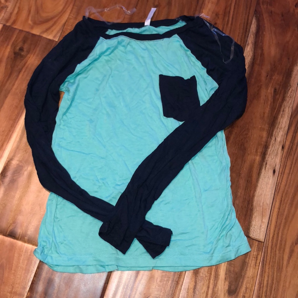 Baseball tee